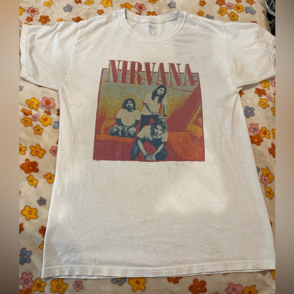 NIRVANA White Short Sleeve Tee Graphic Band Style